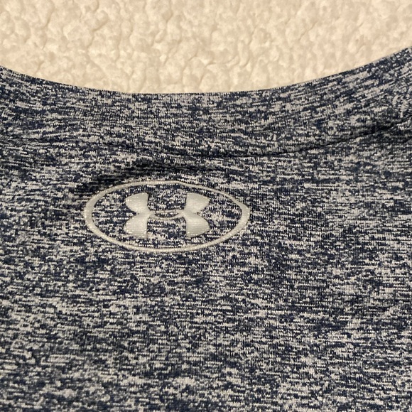 Under Armour navy blue marl short sleeve shirt with gray logo Size XXL Tall - Picture 5 of 5